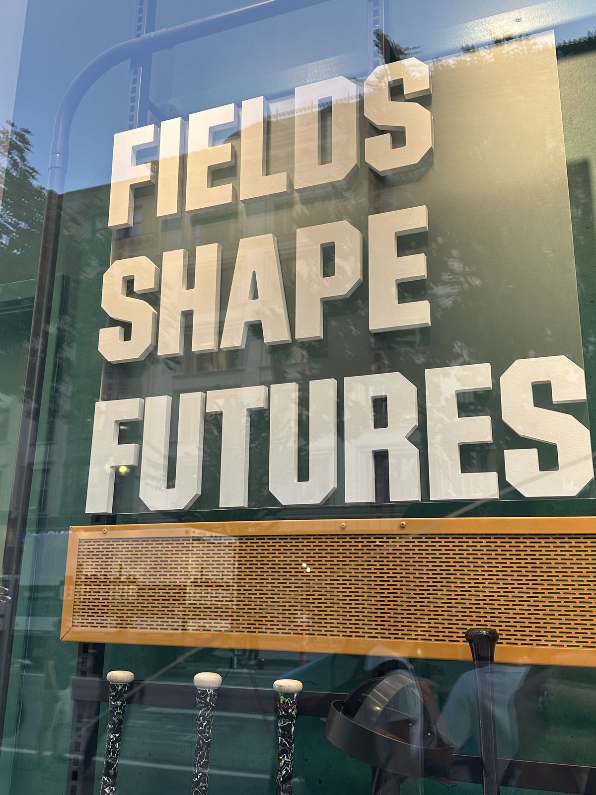 Large cut vinyl lettering on retail windows